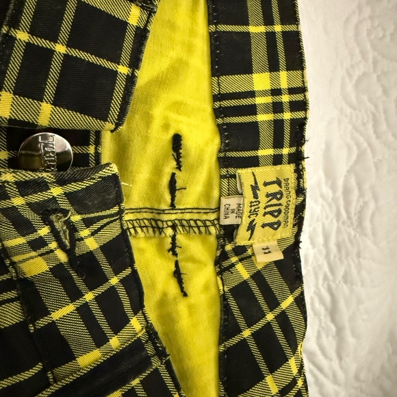 Tripp NYC Vibrant Yellow Plaid Pants - Picture 6 of 8